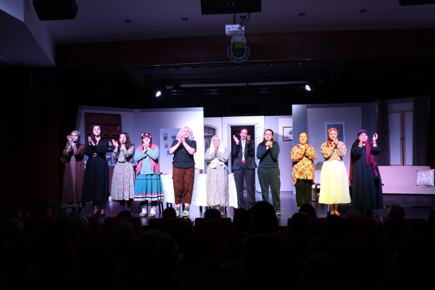 Kadın sığınağı sezon finalini yaptı
