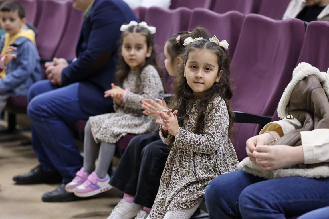 Kartepe&rsquo;de tiyatro r&uuml;zgarı
