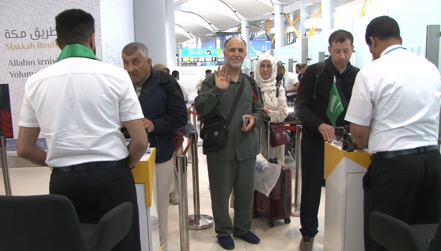 Hacı adayları "Mekke Yolu" projesiyle kutsal topraklara doğru yola &ccedil;ıktı
