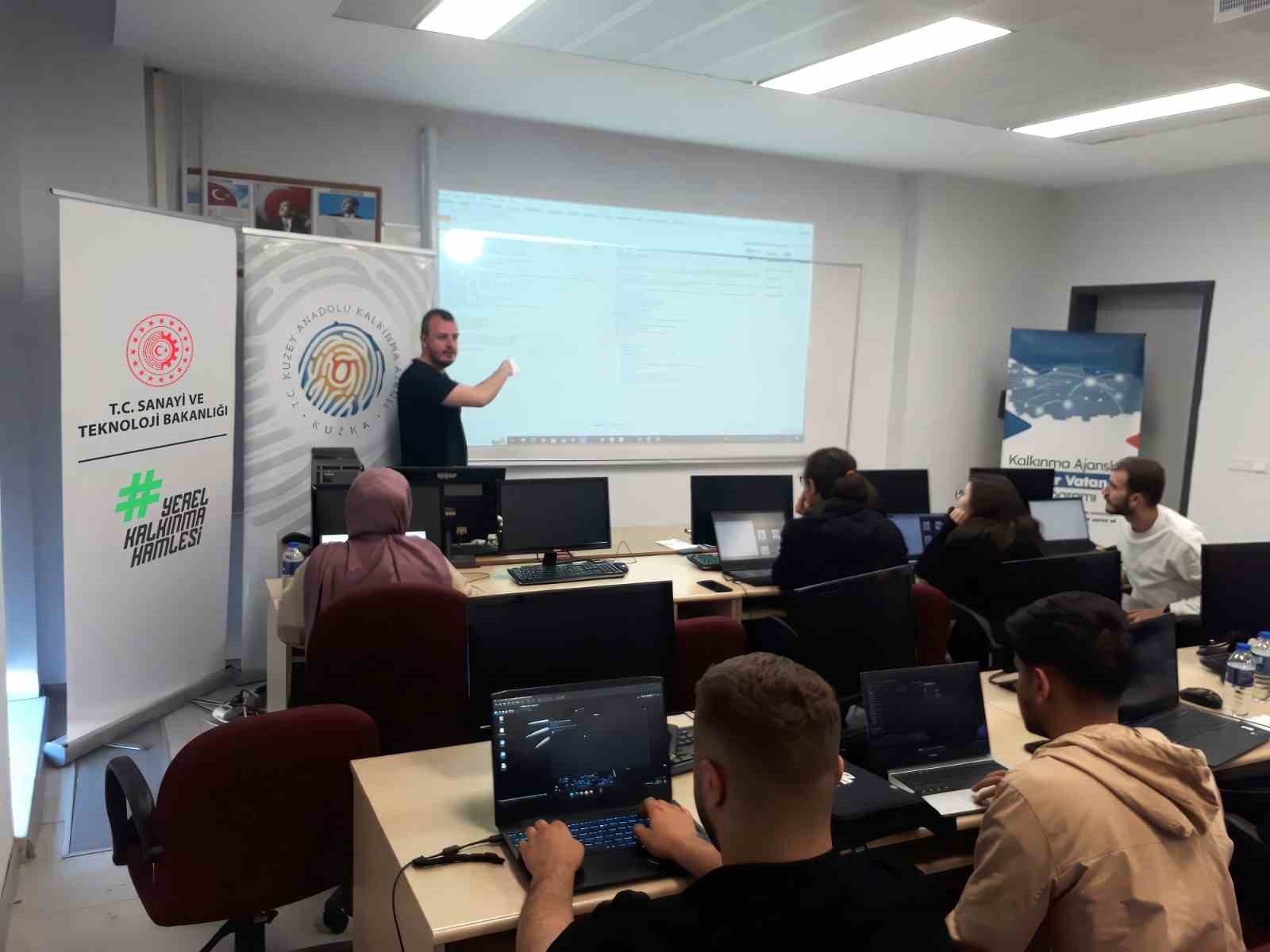 Geleceğin siber g&uuml;venlik&ccedil;ileri &Ccedil;ankırı&rsquo;da yetişecek
