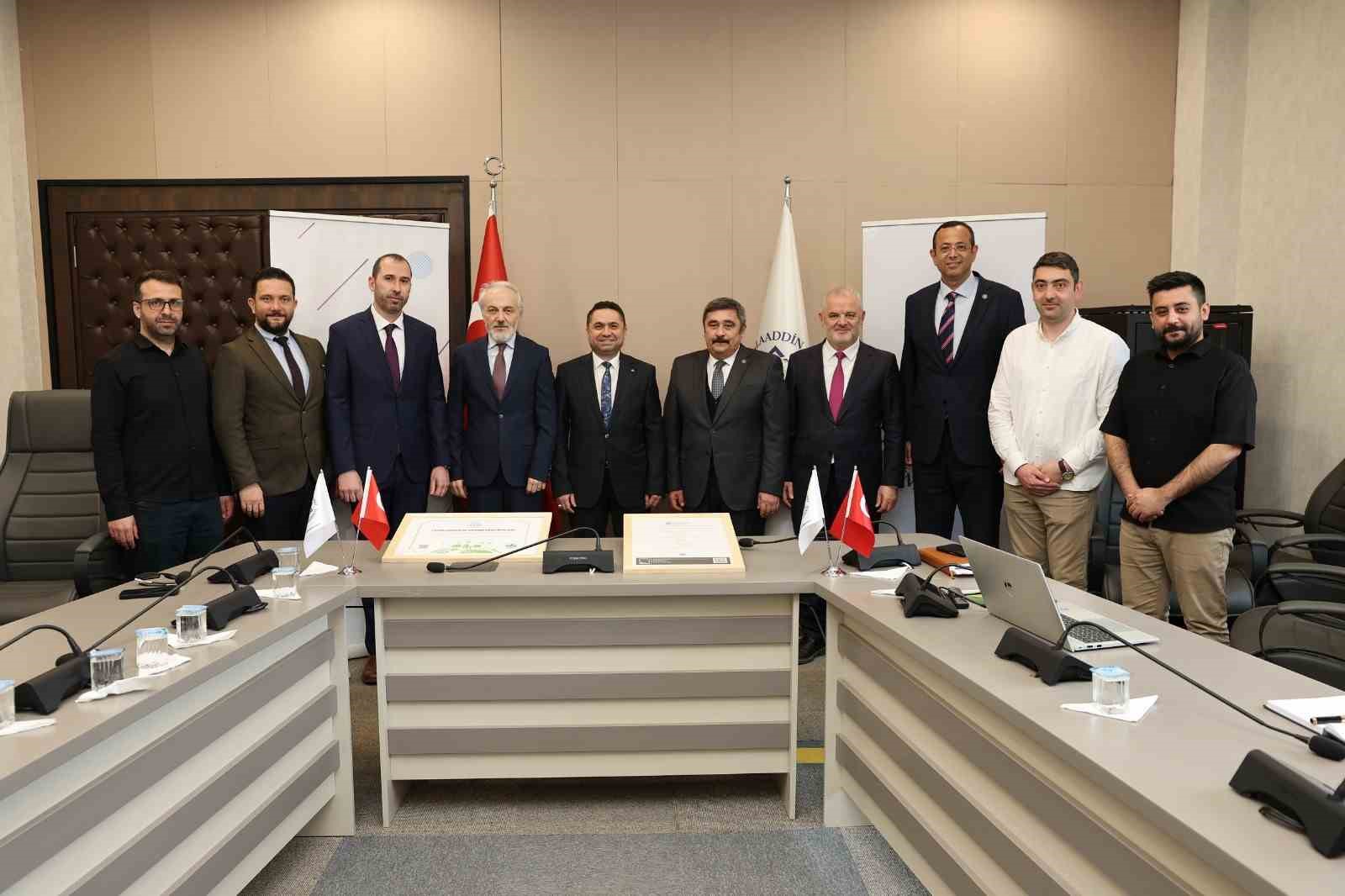 ALK&Uuml;, yeşil enerjide T&uuml;rkiye&rsquo;nin ilk &uuml;niversitesi oldu
