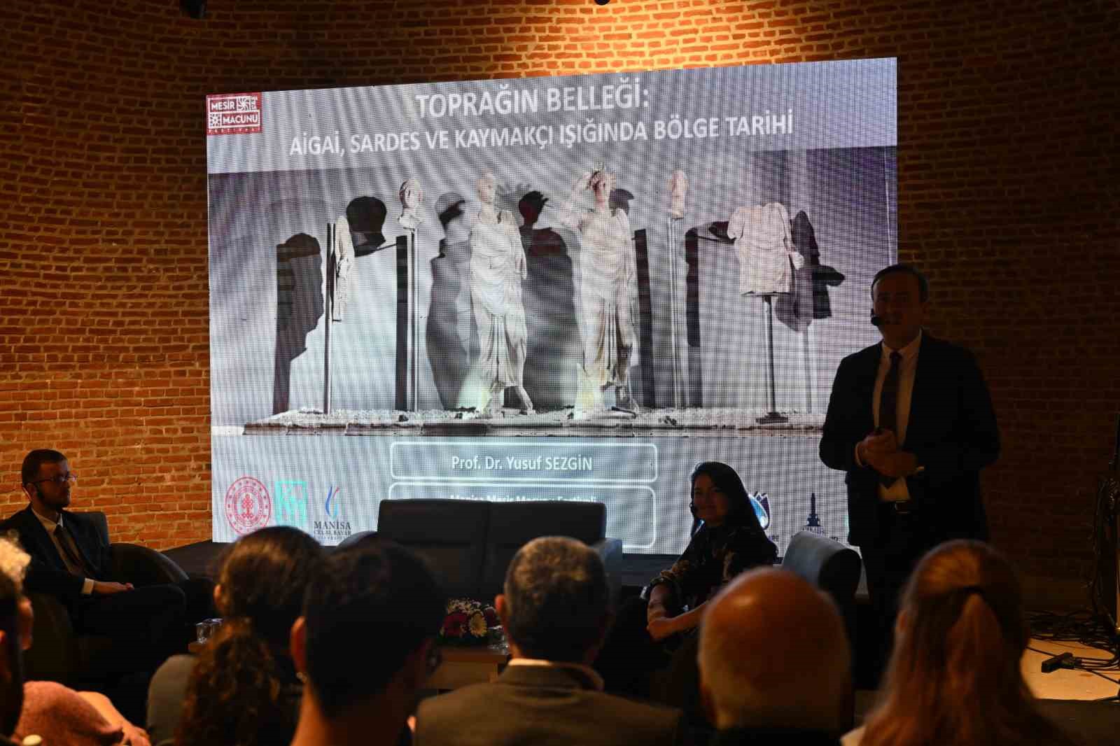 Manisa&rsquo;nın binlerce yıllık tarihine yapılan yolculuk b&uuml;y&uuml;ledi
