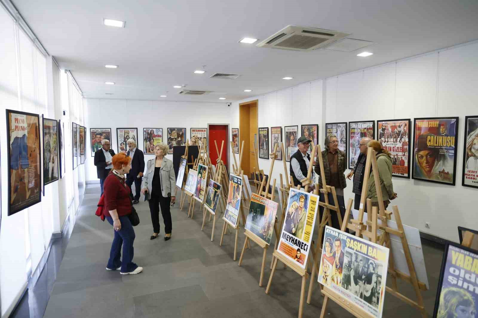 B&uuml;y&uuml;kşehir Belediyesi&rsquo;nden "Yeşil&ccedil;am Film Afişleri Sergisi"
