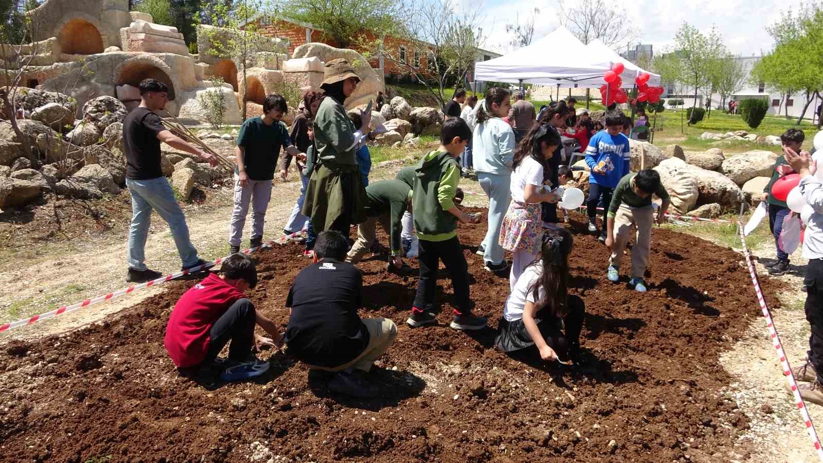 &Uuml;niversite&rsquo;de "&Ccedil;ocuk Fest 26" coşkusu
