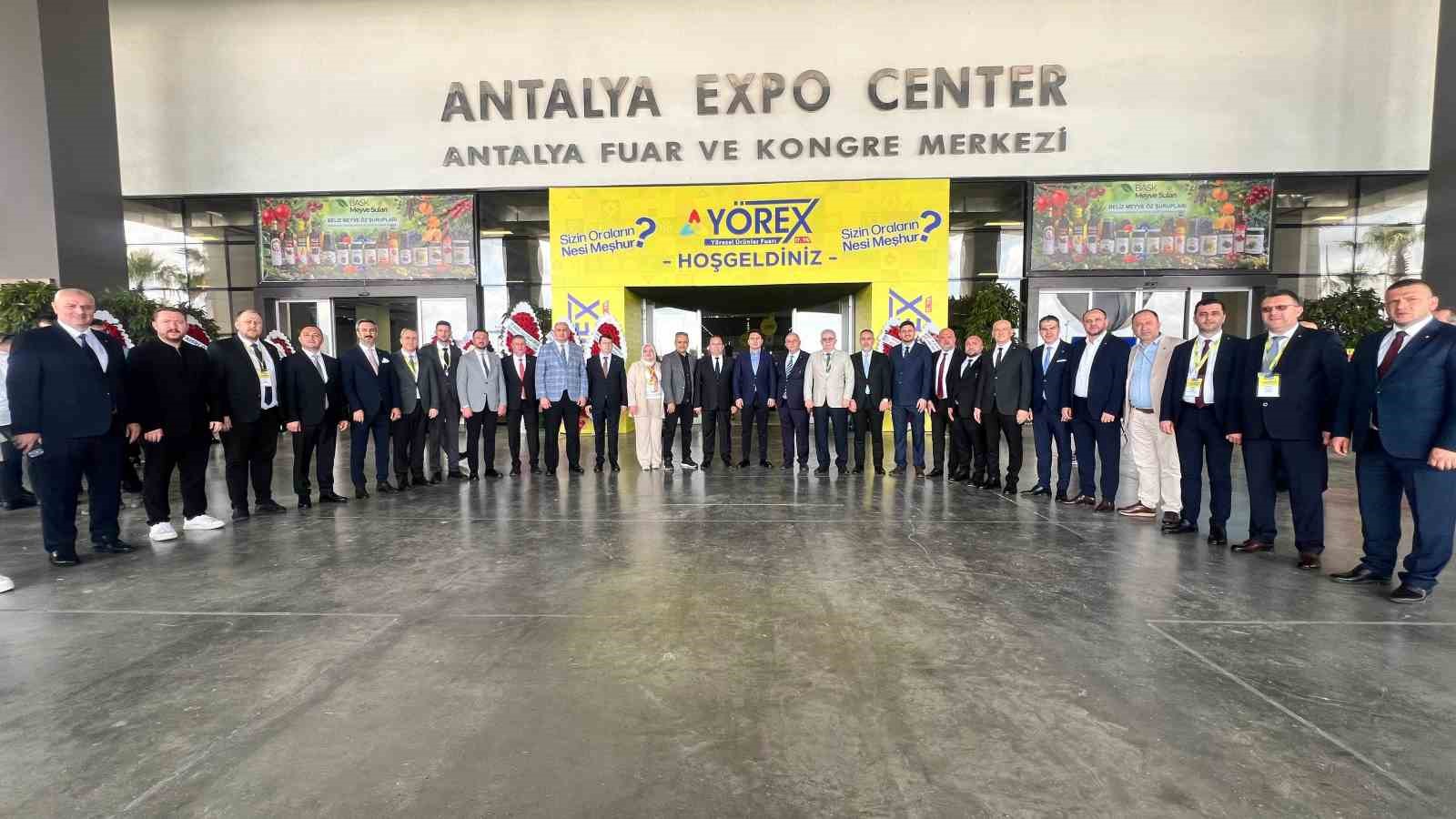 Uluslararası y&ouml;resel &uuml;r&uuml;nler fuarında D&uuml;zce standına b&uuml;y&uuml;k ilgi
