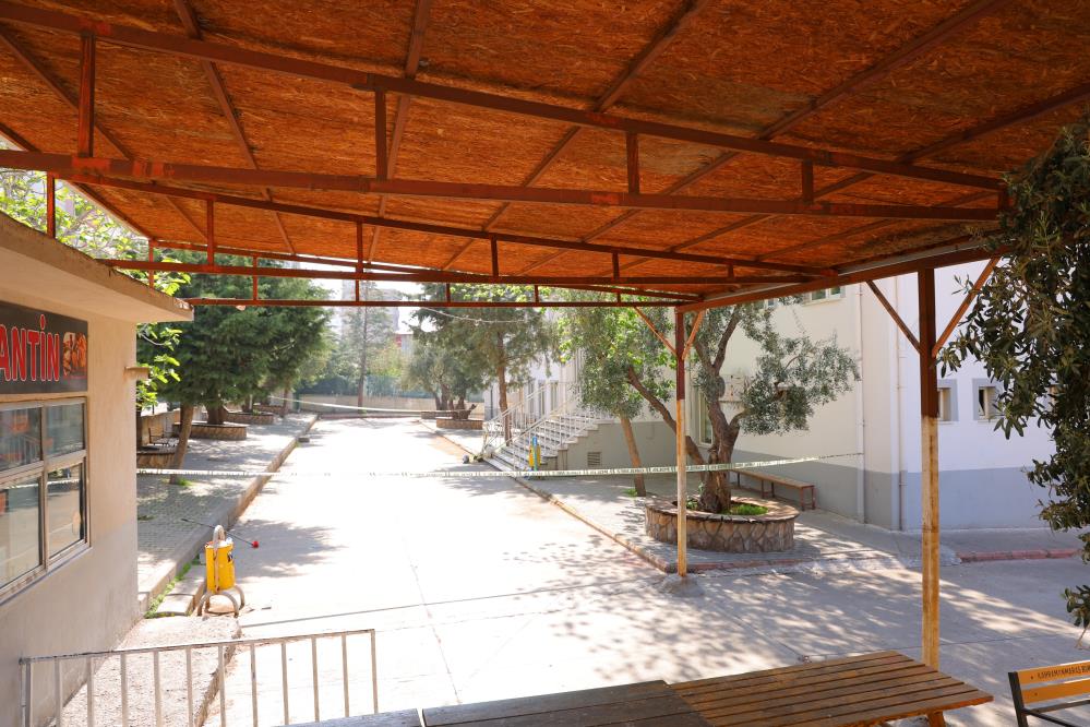 Katliamın yaşandığı Ayser &Ccedil;alık Ortaokulu 23 Nisan&rsquo;da sessiz