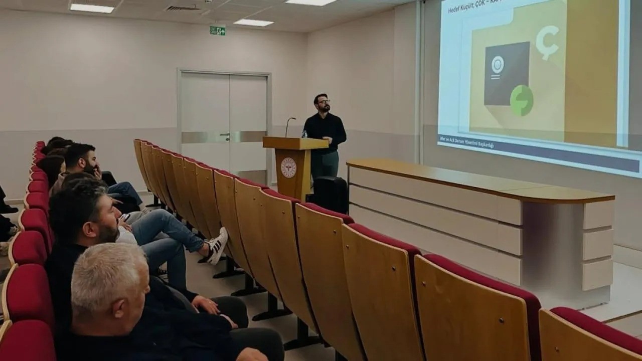 Sinop&rsquo;ta hastane personeli afetlere karşı bilin&ccedil;leniyor
