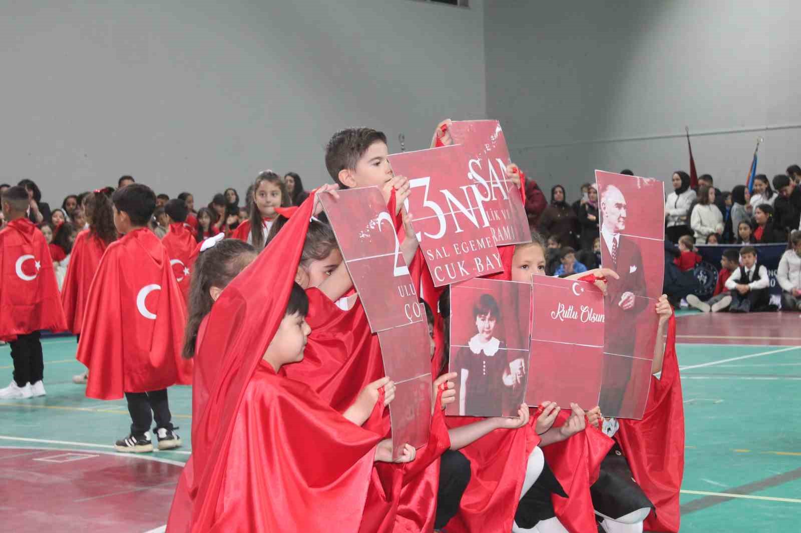 Manyas&rsquo;ta 23 Nisan coşkusu
