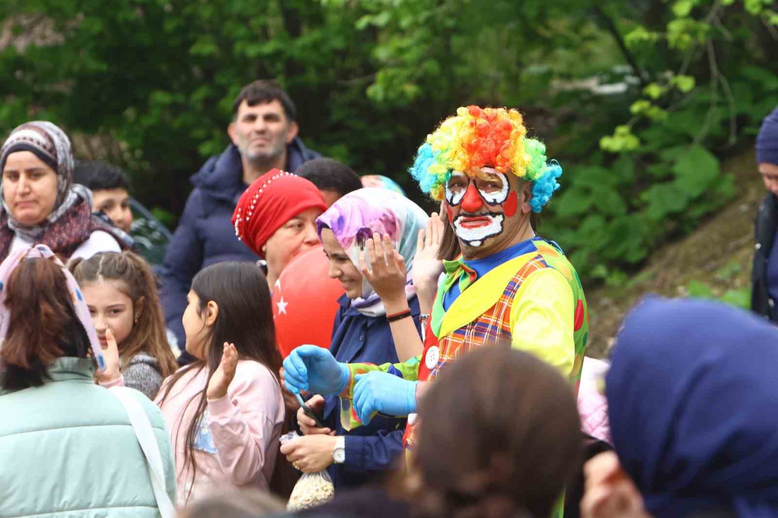 23 Nisan&rsquo;da &ccedil;ocukların bayram sevinci ikiye katlandı
