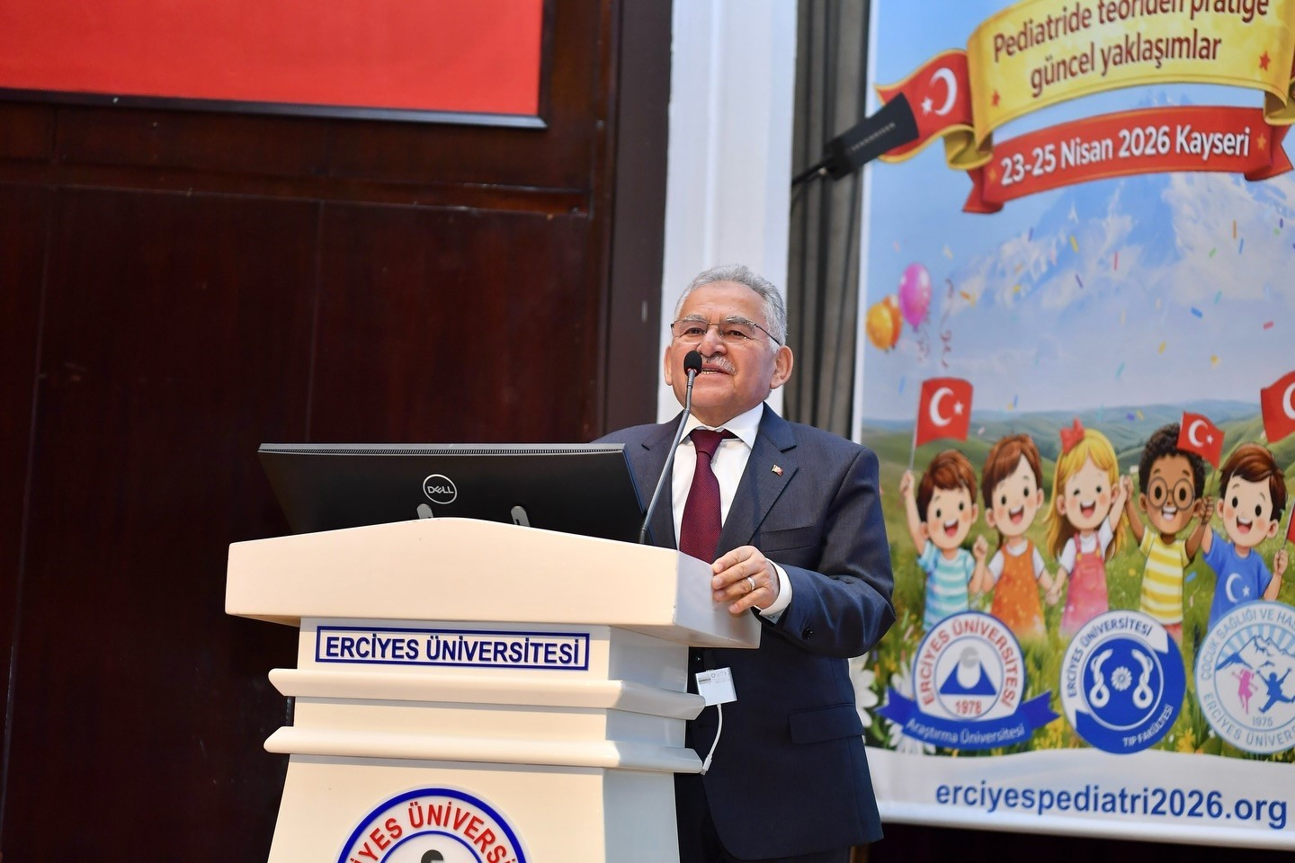 Başkan B&uuml;y&uuml;kkılı&ccedil;, 11. Erciyes Pediatri Akademisi Kongresi&rsquo;nde hekimlerle buluştu
