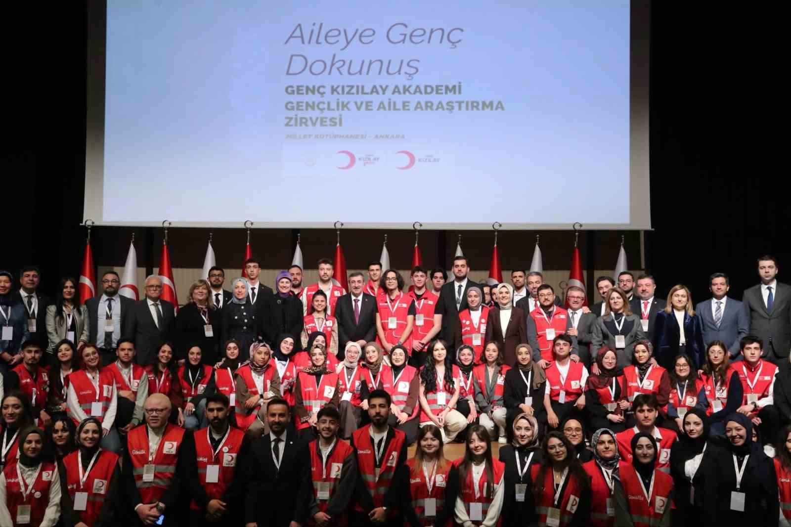 Cumhurbaşkanı Yardımcısı Yılmaz: "Oyun platformlarına y&ouml;nelik daha sıkı denetimler olacak"
