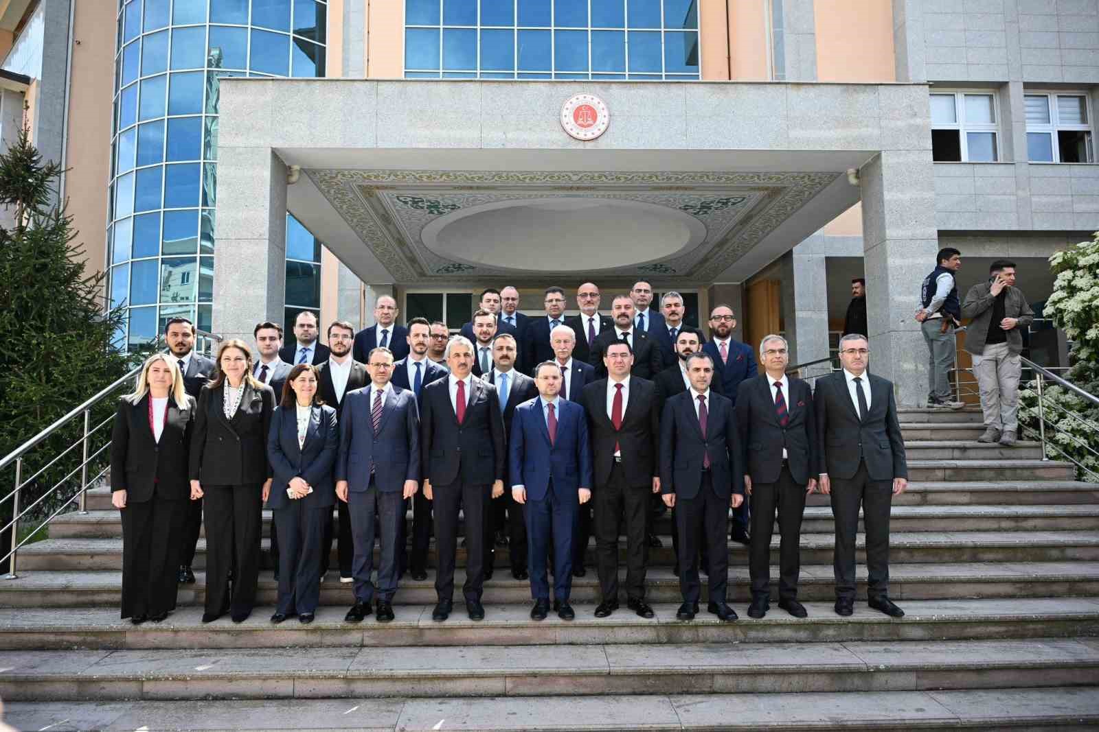 Bakan G&uuml;rlek Edirne&rsquo;de temaslarını s&uuml;rd&uuml;r&uuml;yor
