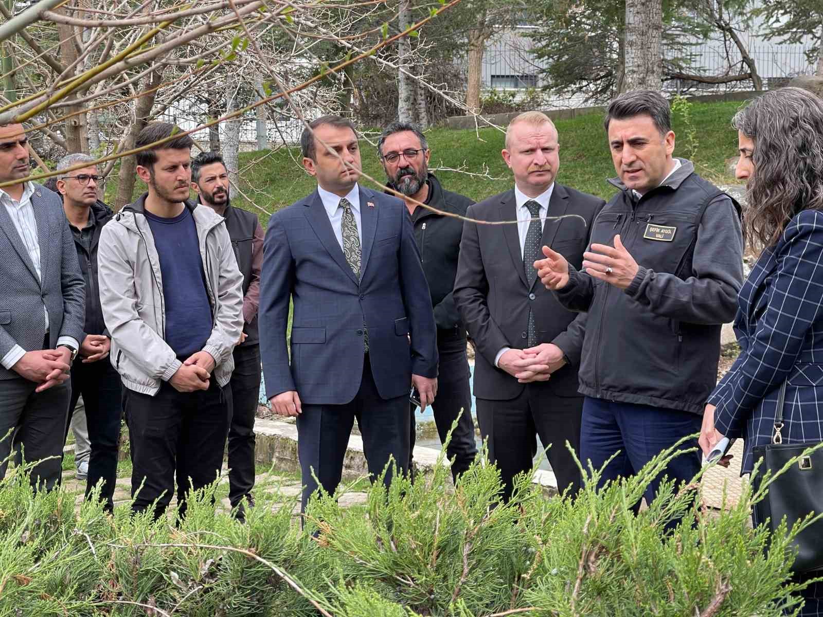 Tunceli&rsquo;de spor alanları yenileniyor
