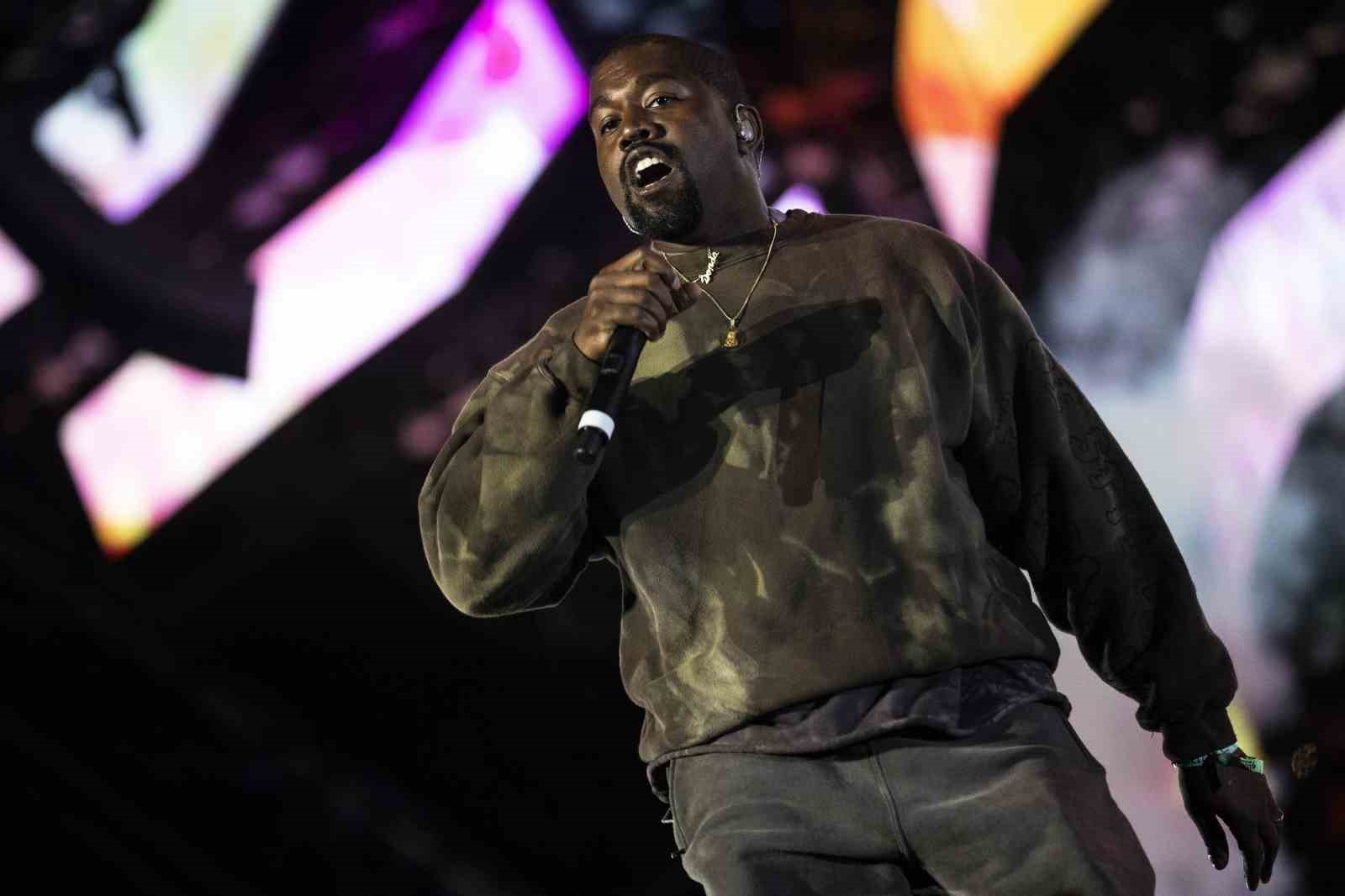 (D&uuml;zeltme) Kanye West&rsquo;ten d&uuml;nya rekoru: 150 milyonluk sahnede 100 bin kişiye konser verecek
