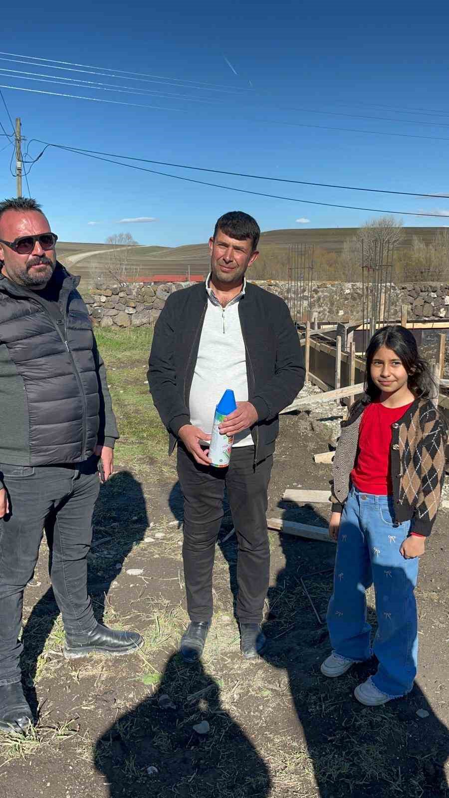 Akyaka&rsquo;da &ouml;rnek dayanışma: Minik Asya&rsquo;dan b&uuml;y&uuml;k destek
