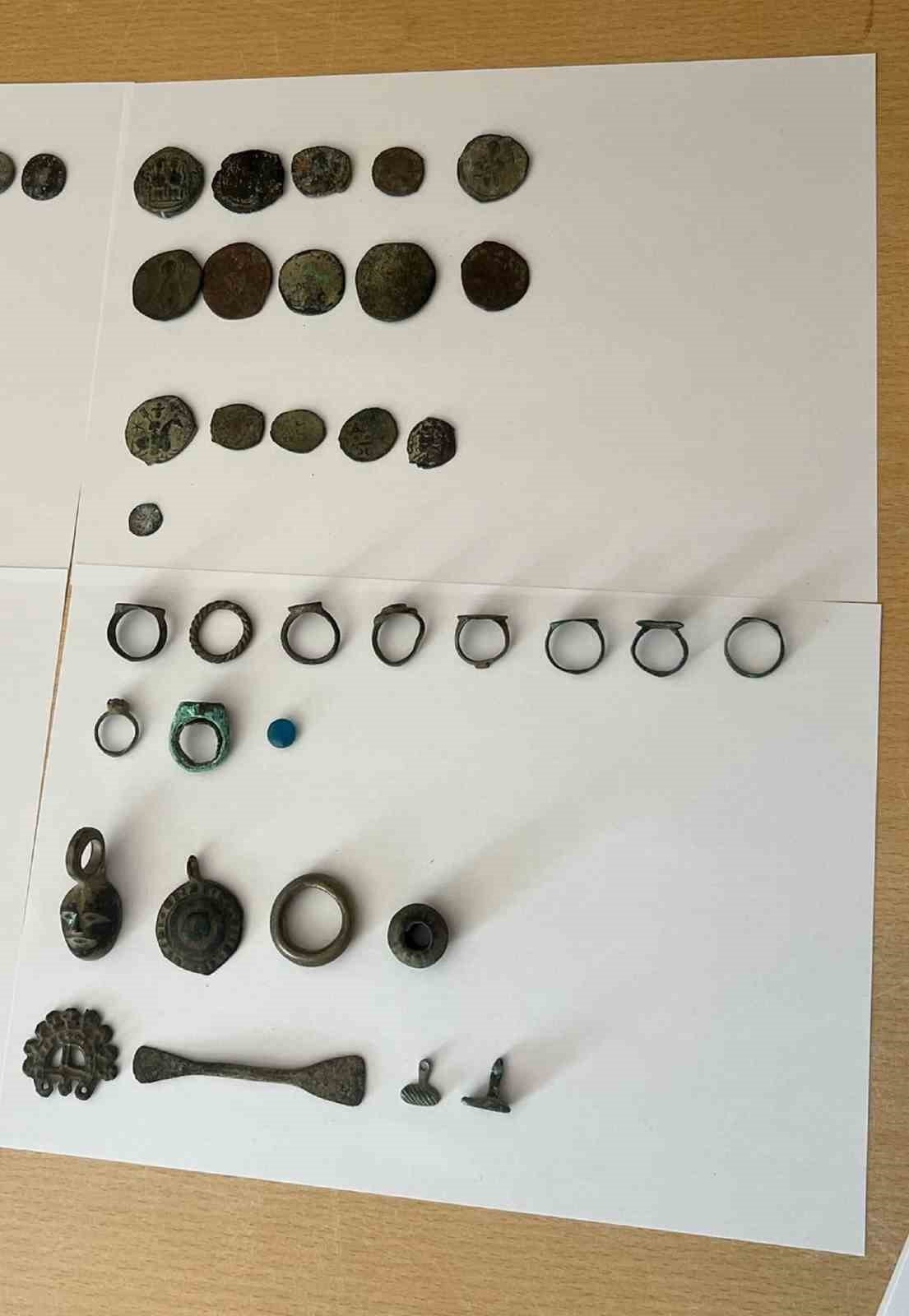 &Ccedil;&ouml;pl&uuml;kten hazine &ccedil;ıktı
