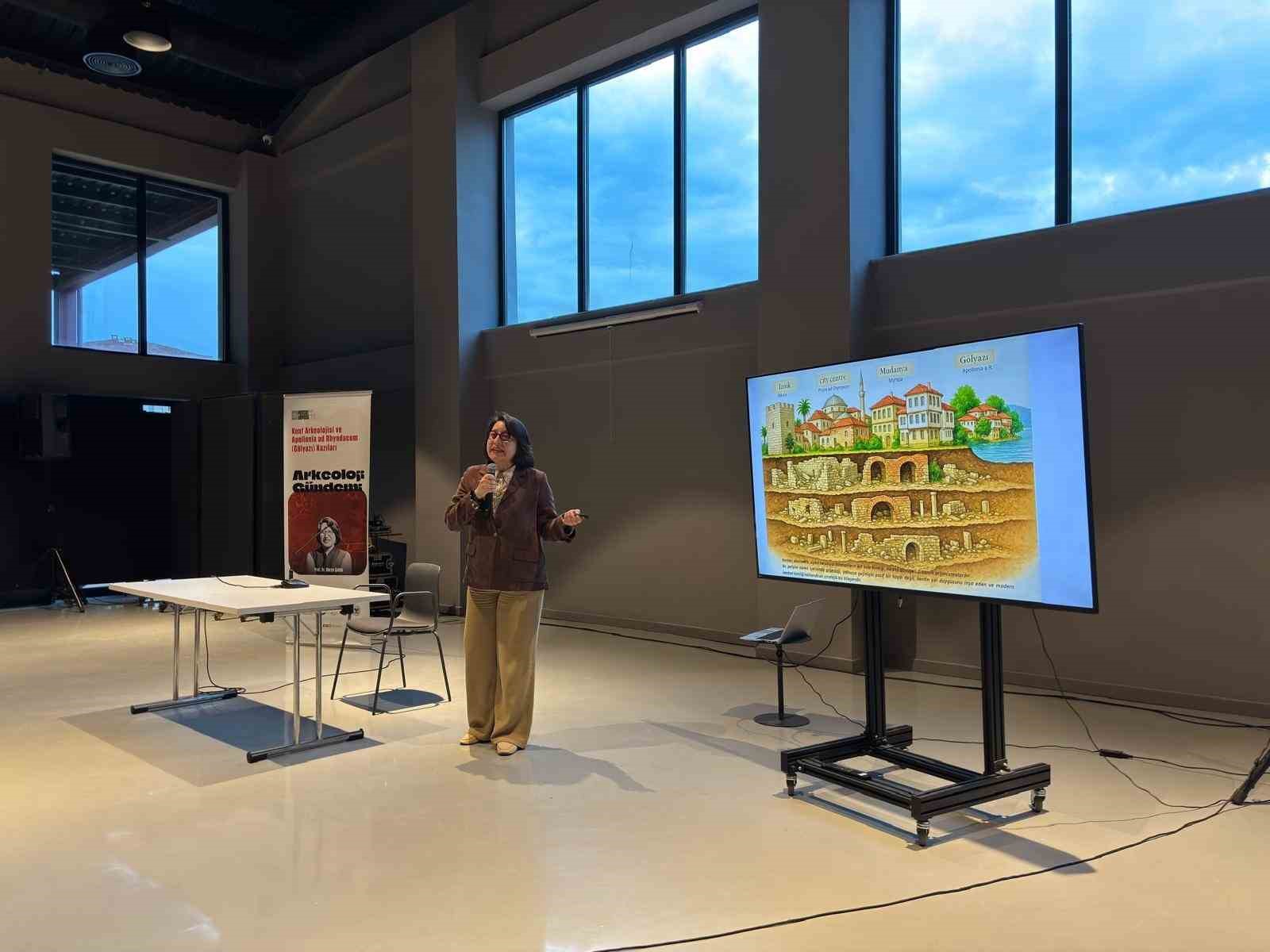 G&ouml;lyazı kazıları Pancar Deposu&rsquo;nda anlatıldı
