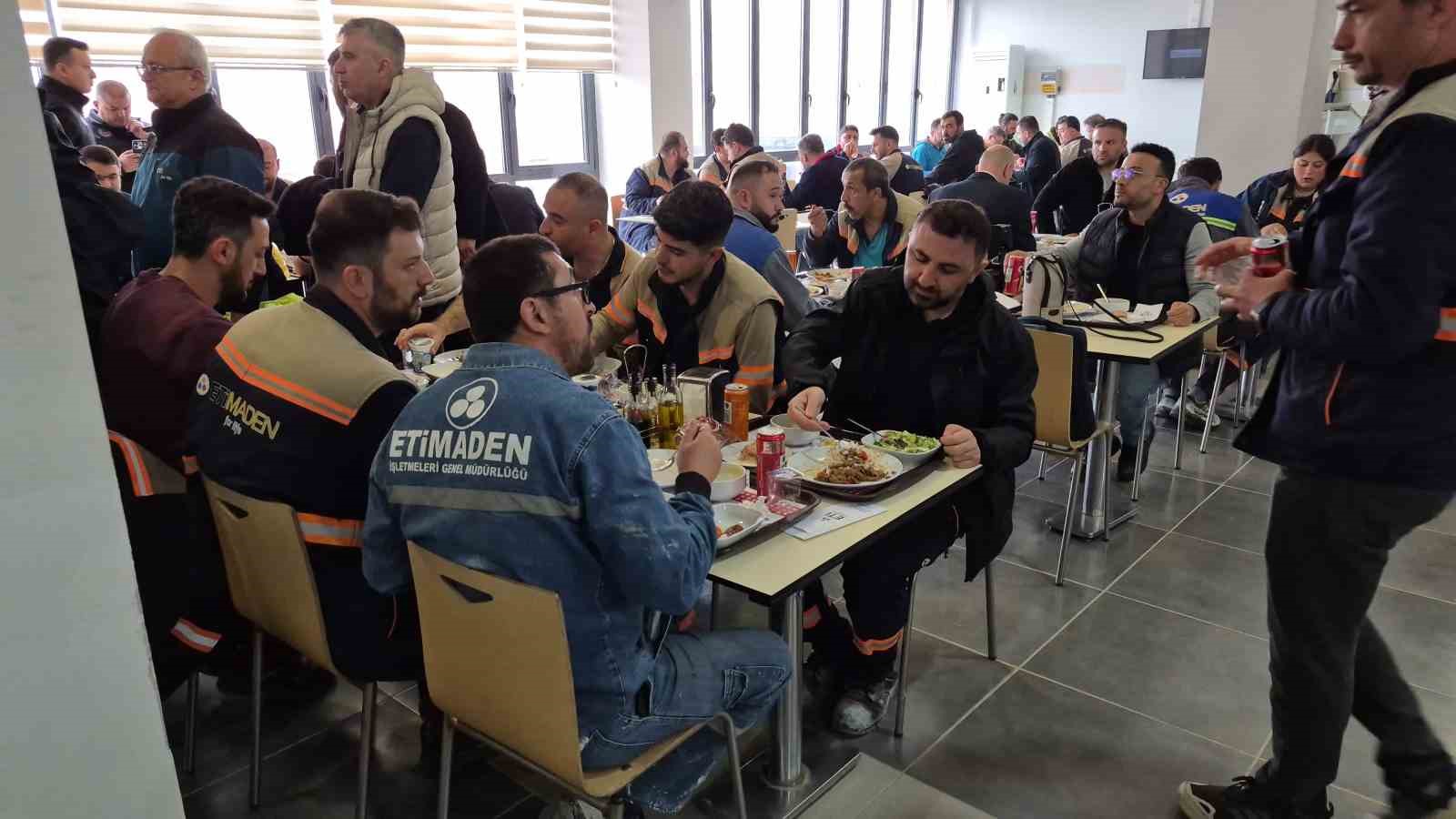 Bakan Bayraktar: "Beylikova&rsquo;yı end&uuml;striyel &uuml;retim tesisi aşamasına getirdik"
