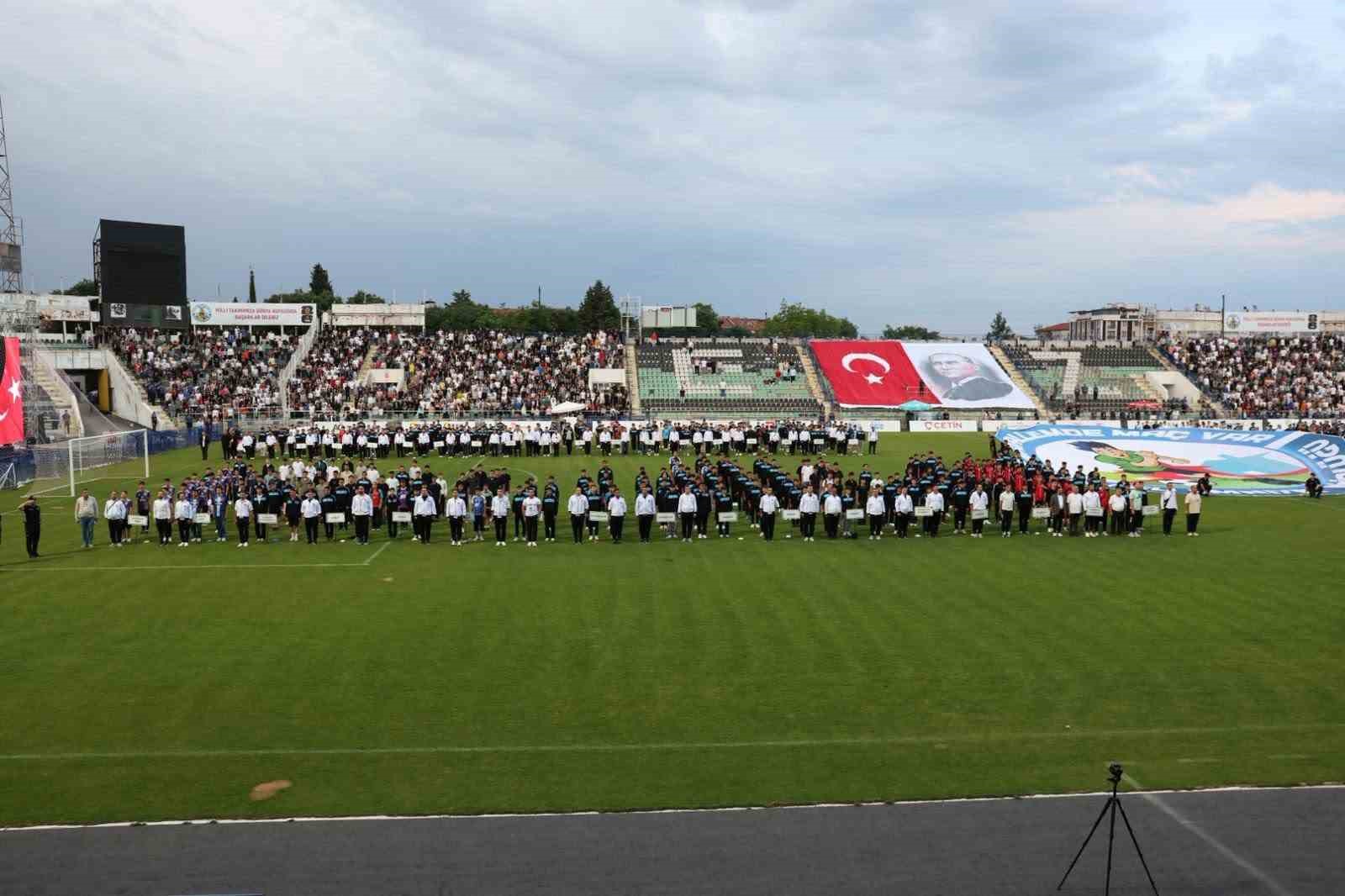Denizli’de ‘Mahallemde Maç Var’ turnuvası coşkulu finalle sona erdi