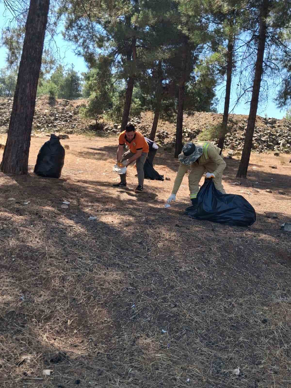 Kilis&rsquo;te Tahtak&ouml;pr&uuml; Barajı &ccedil;evresinde temizlik &ccedil;alışması yapıldı