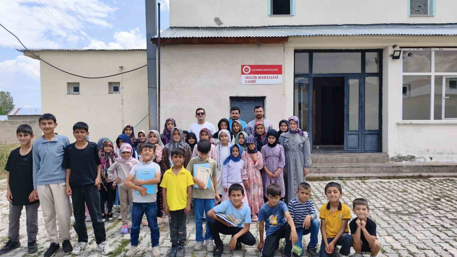 Çaldıran’da yaz Kur’an kursları büyük bir coşkuyla başladı