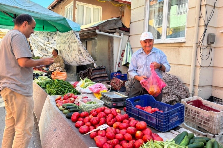 Tavşanlı’nın meşhur Kışlademirli kavunu pazara indi