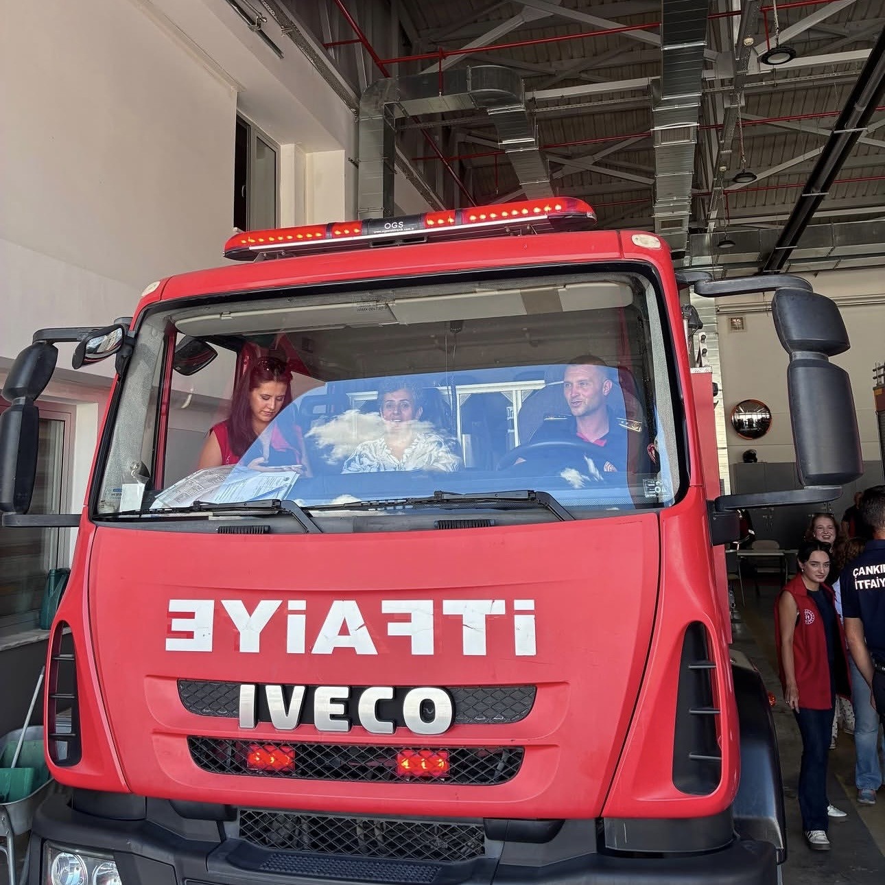 Öğrencilere itfaiyecilik mesleği anlatıldı