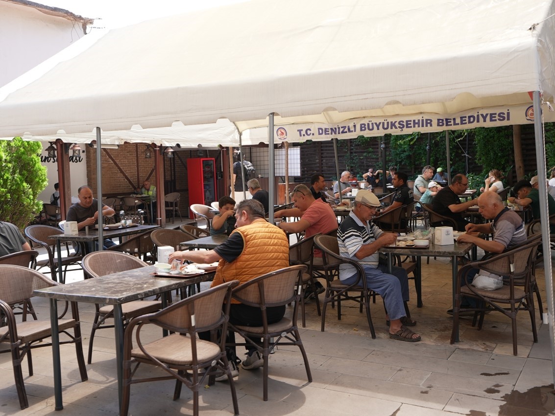 Denizli&rsquo;de Kent Lokantalarına ilk 6 ayda 164 binden fazla &ouml;ğ&uuml;n servis edildi