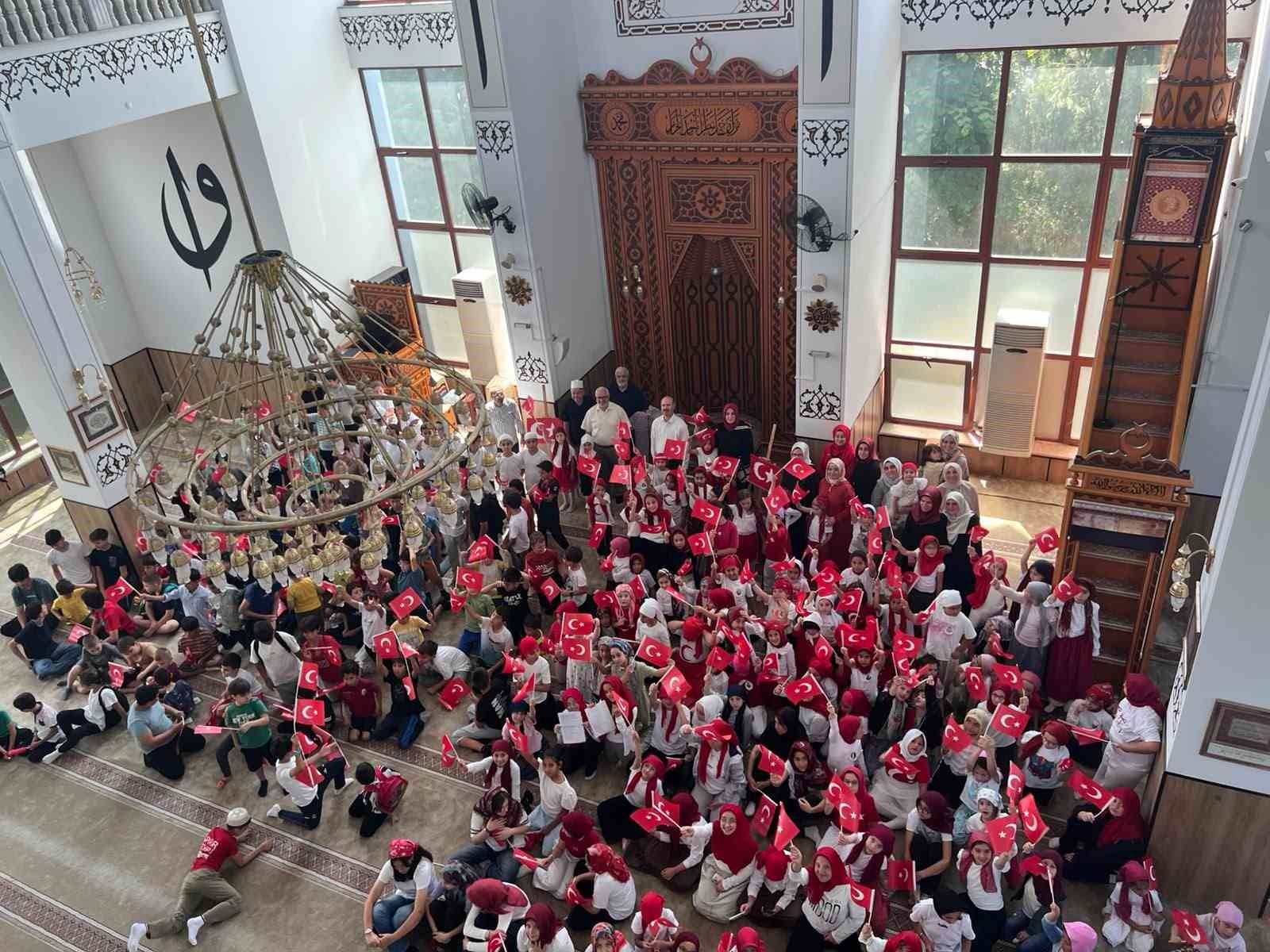 Şehitler için hatim ve anma programı düzenlendi