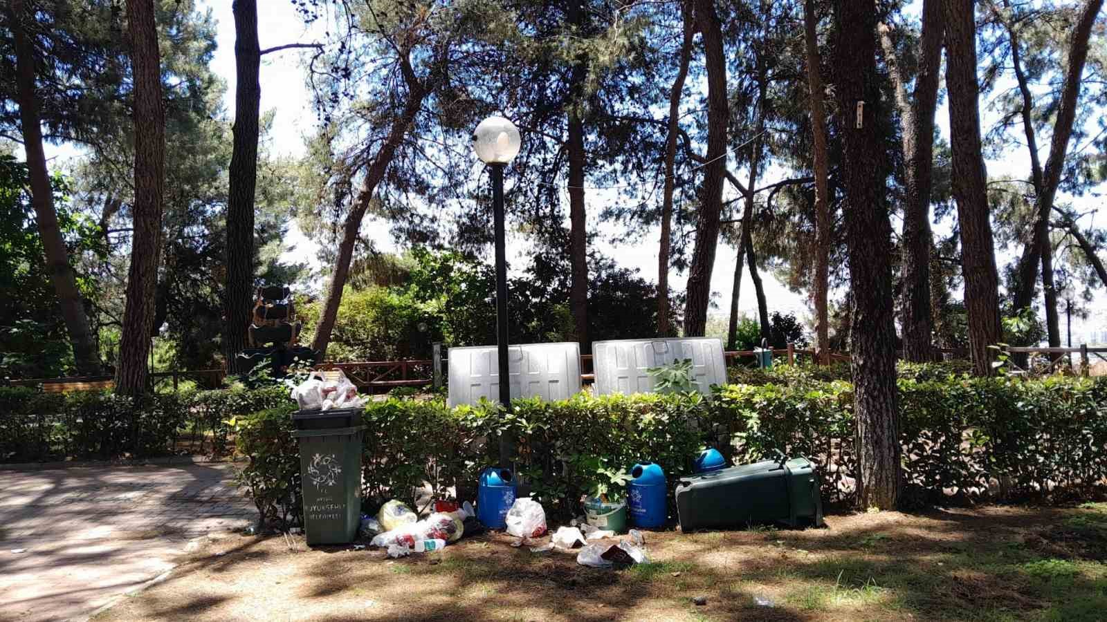 Bu park bir gecede bu hale geldi