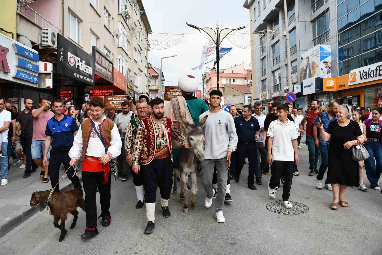 Akşehir Nasreddin Hoca Şenliği’nde ‘kayyum’lu başlangıç