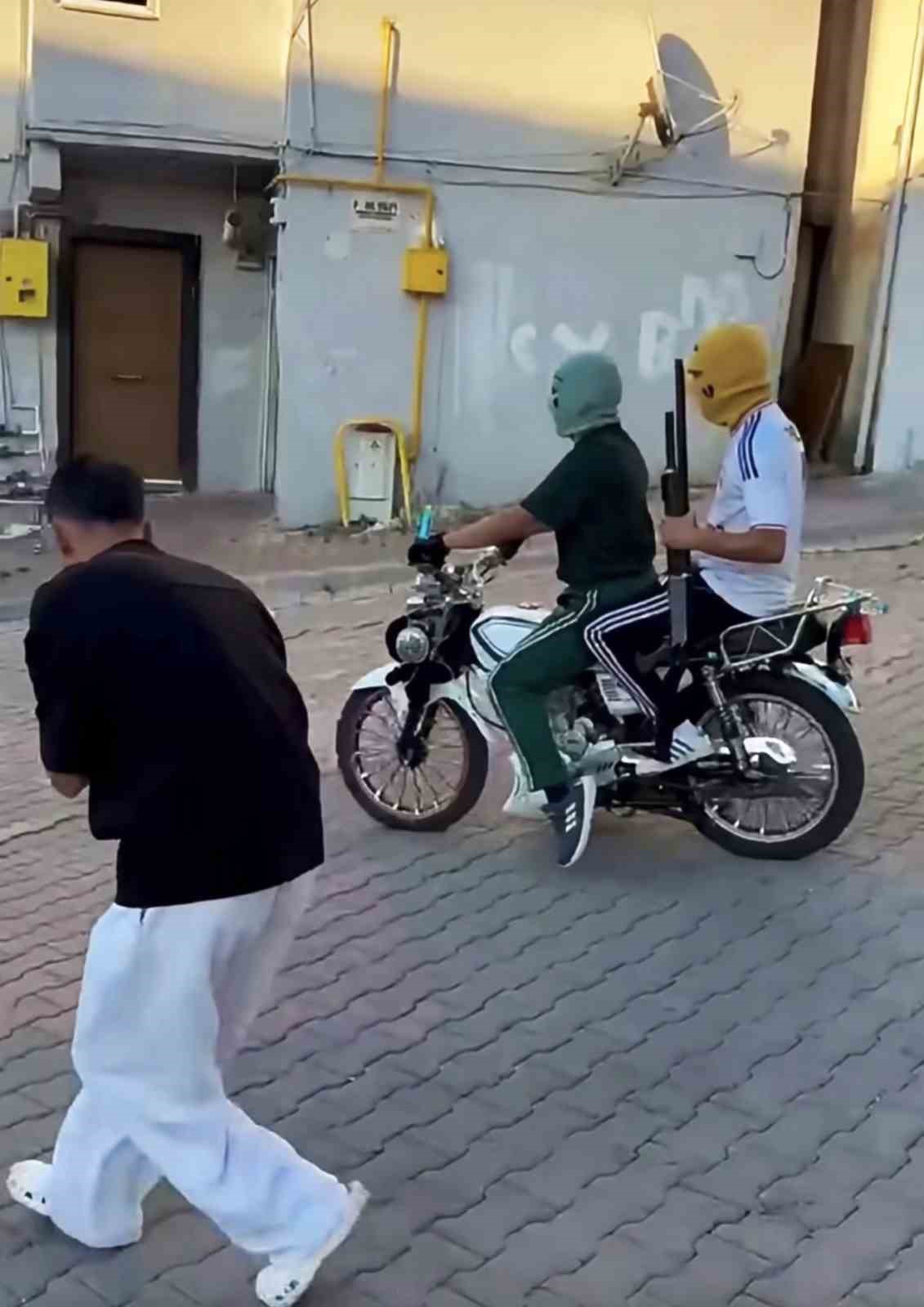 Rap&ccedil;i Keskin&rsquo;e klipte silah kullanma operasyonu: 4 g&ouml;zaltı