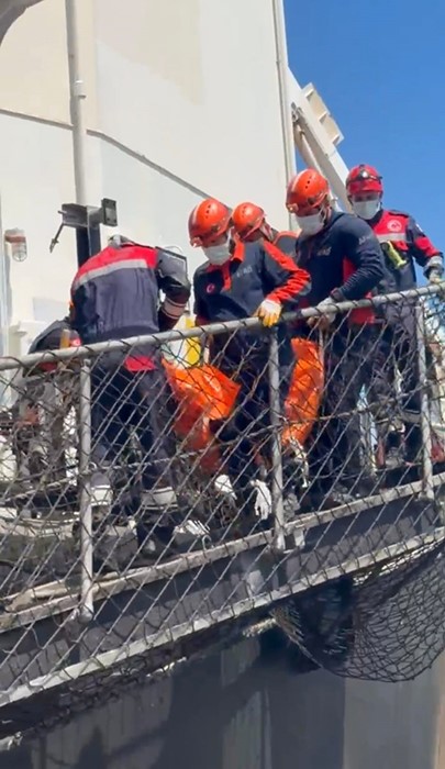 Karadeniz’deki gemi saldırısında hayatını kaybeden görevli Kocaeli’de defnedildi