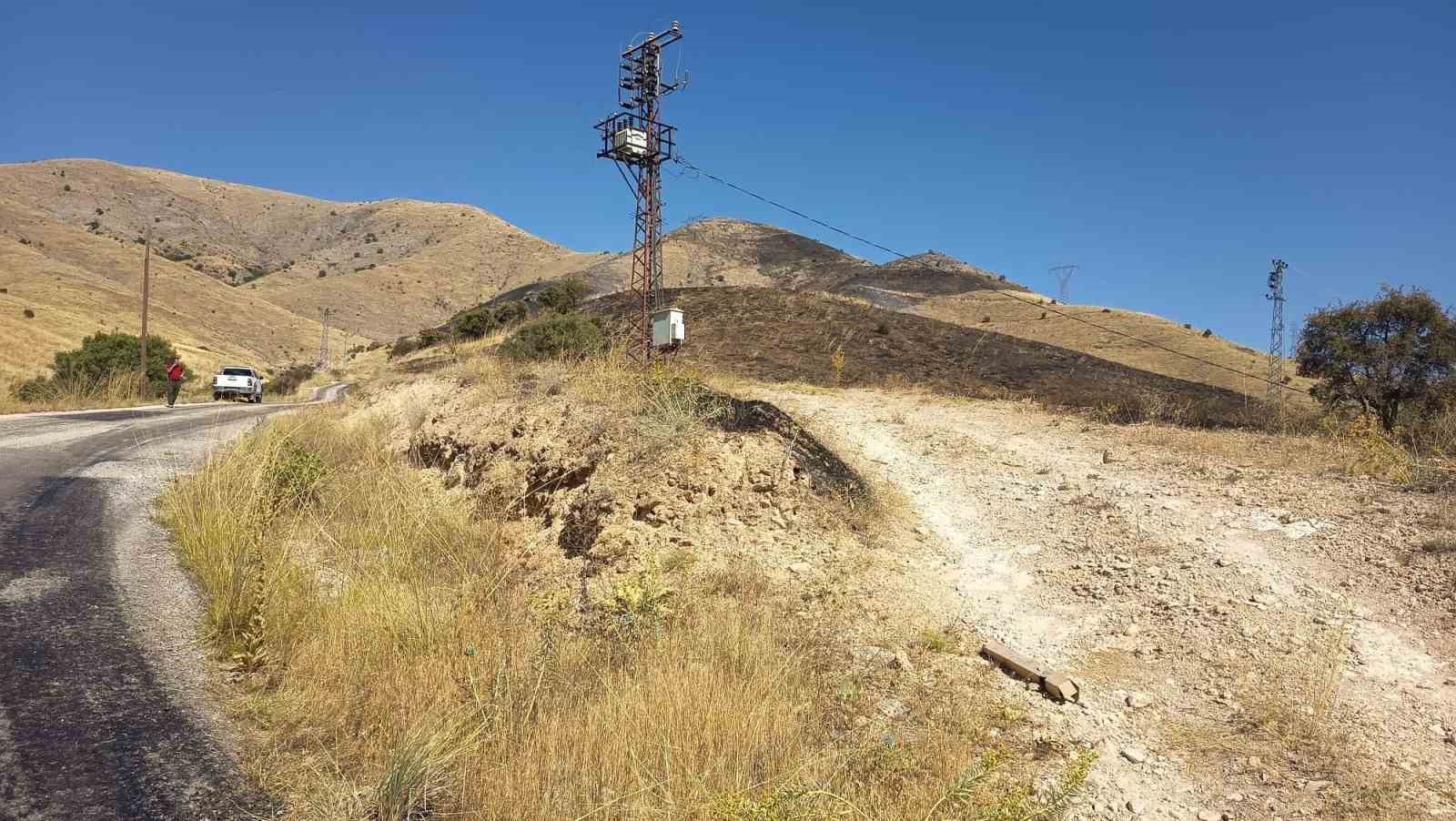 Elazığ’da anız yangını söndürüldü