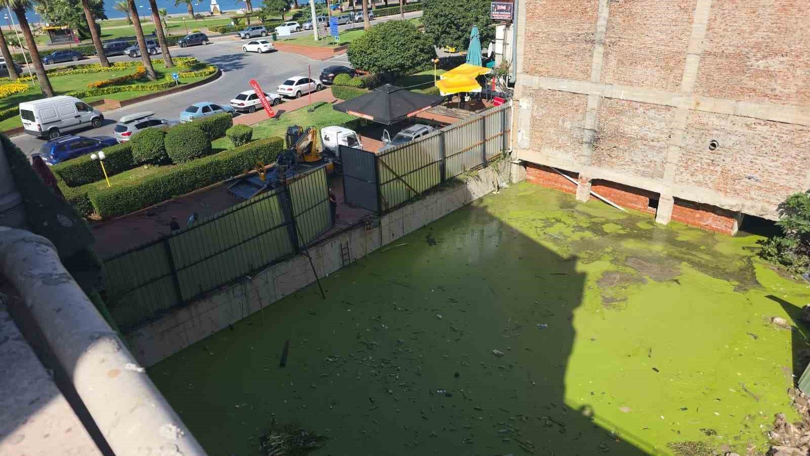 Karadeniz Ereğli&rsquo;de heyelan paniği