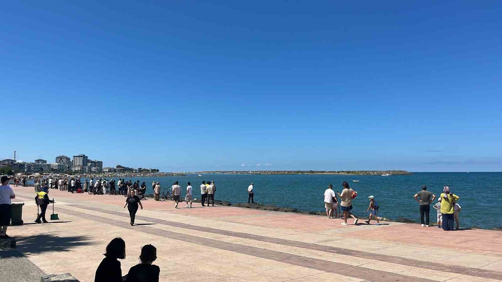 Samsun’da denizde boğulma tehlikesi geçiren kişi hastaneye kaldırıldı: Durumu ağır