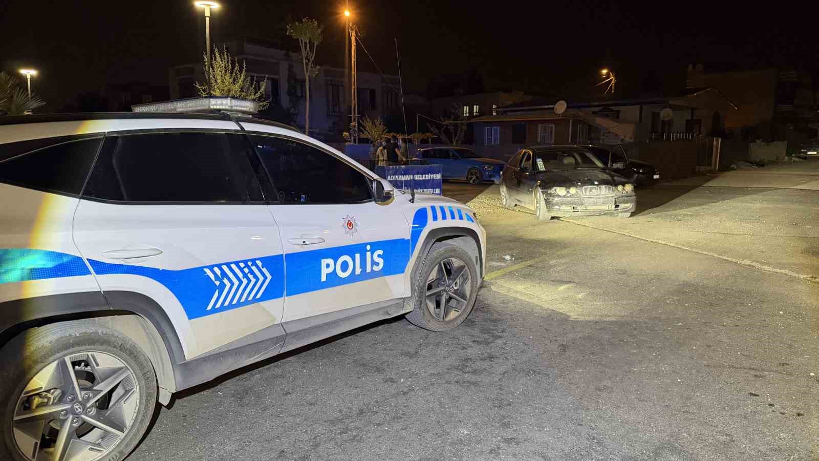 Parkta iki grup arasında kavga