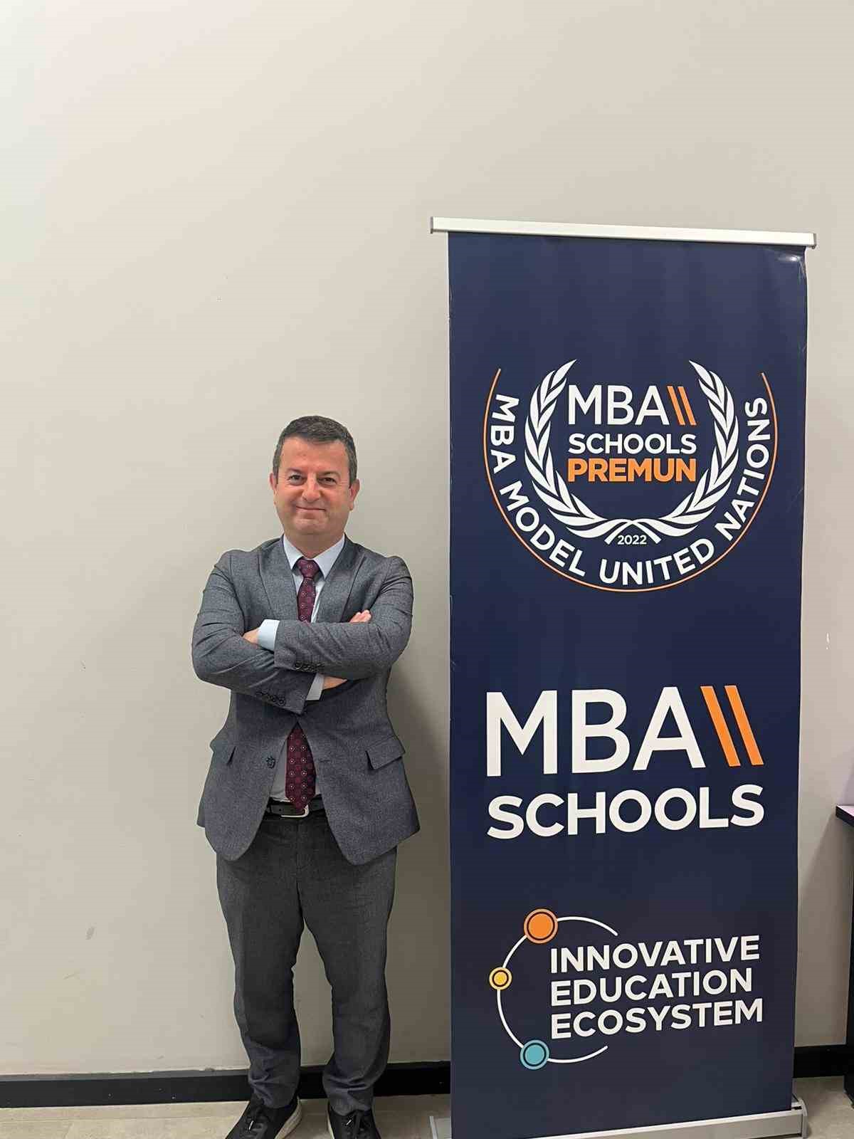 Ege Üniversitesi kapılarını minik diplomatlara açtı