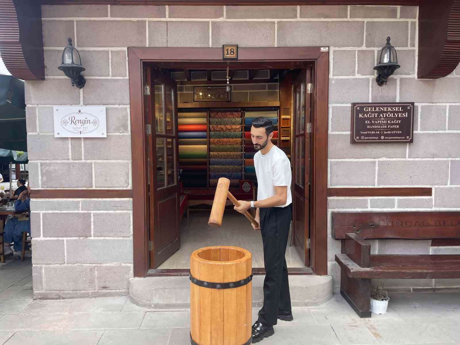 Tarımsal atıklar geleneksel yöntemlerle sanata dönüşüyor