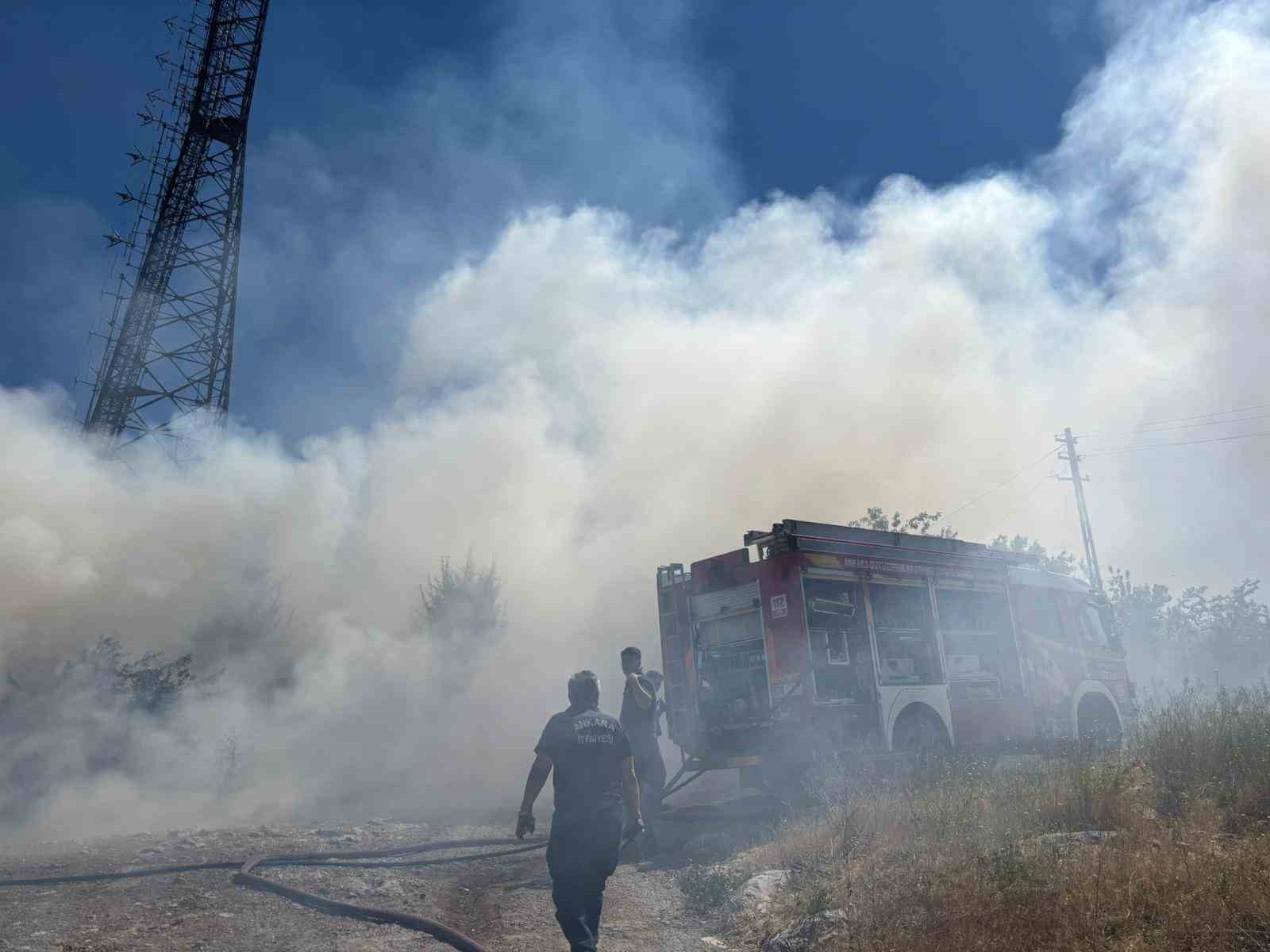 Başkentte vericilerin bulunduğu alanda yangın