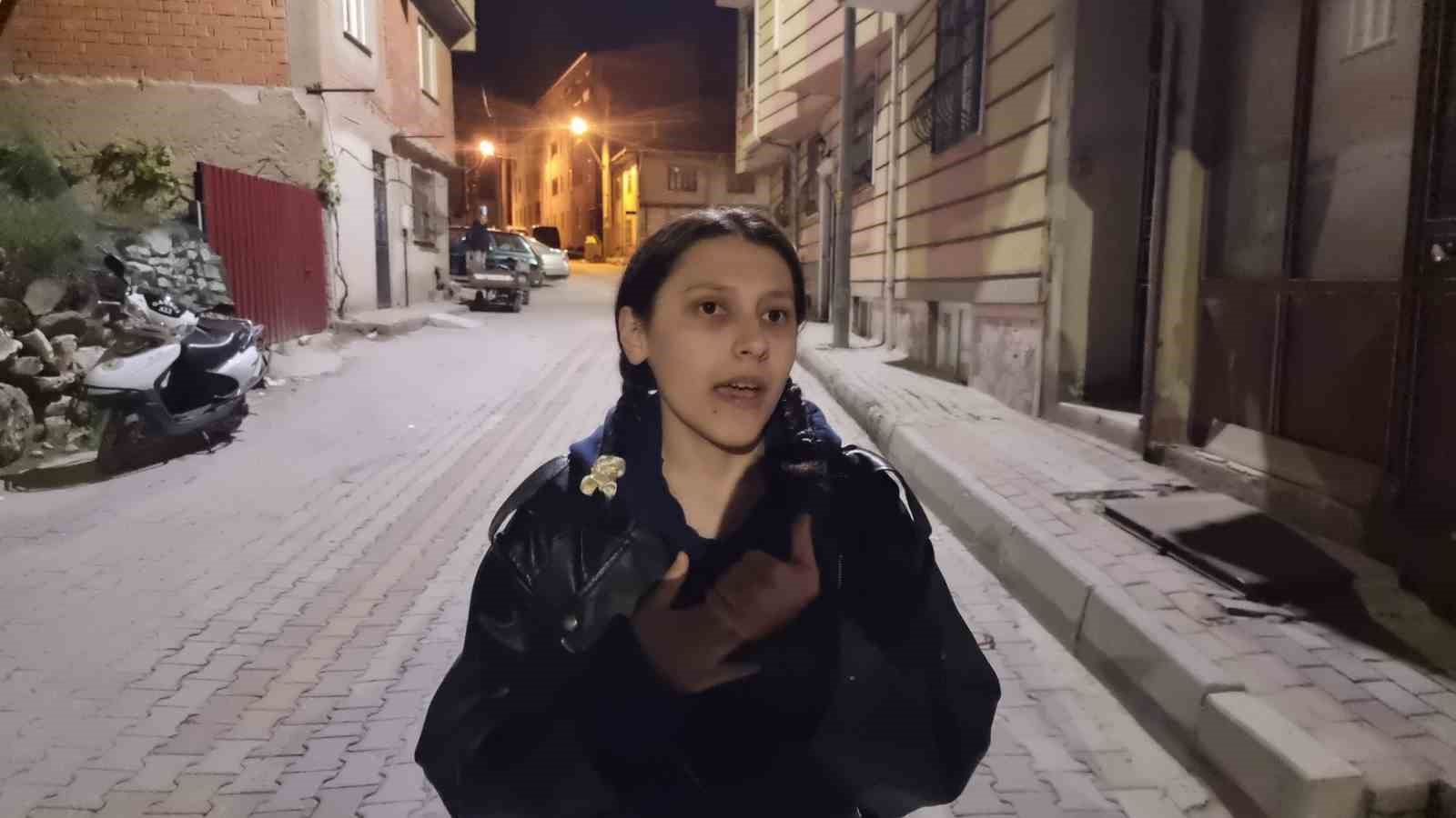 Kütahya Domaniç’te gece yarısı peş peşe iki deprem meydana geldi