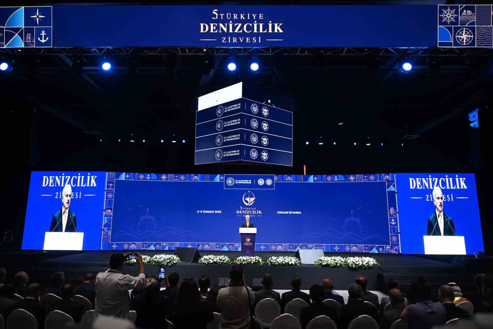 Bakan Uraloğlu: "Coğrafi ve jeostratejik üstünlük, küresel ticarette ’Türkiye’siz Koridor’ düşünülmeyeceğini ortaya koyuyor"