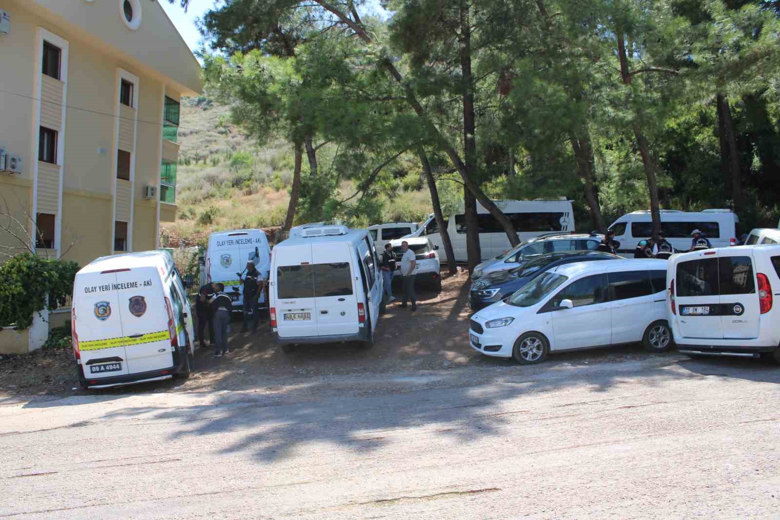 Cumhurbaşkanı Recep Tayyip Erdoğan&rsquo;a y&ouml;nelik suikast girişiminde bulunan ekipteki Burkay Karatepe; Marmaris&rsquo;te yer g&ouml;steriyor