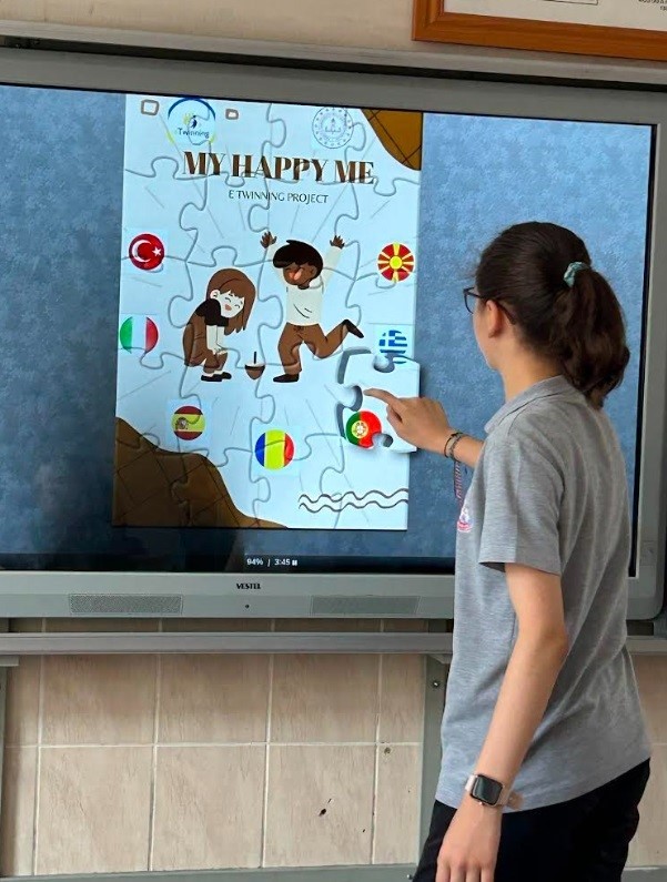 Eğitimde sınırlar kalktı, 7 ülkeden öğrenciler Bursa’dan dünyaya mutluluk köprüsü kurdu