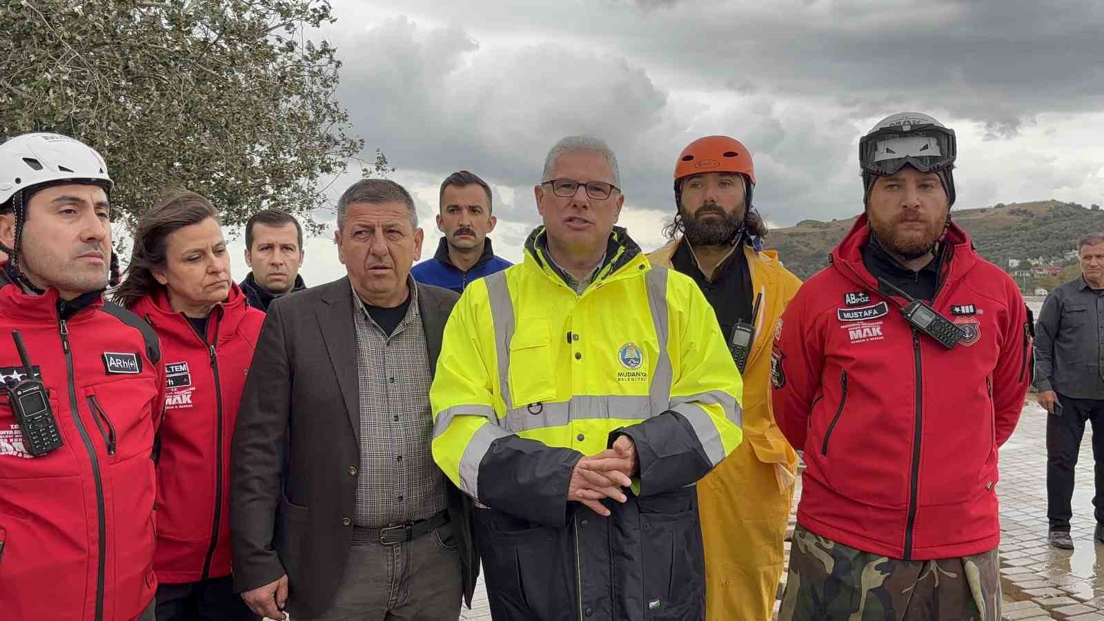 Mudanya&rsquo;da sağanak sonrası g&ouml;le d&ouml;nd&uuml;