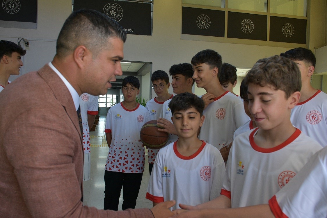 Potanın yıldız dev adamlarını Analig&rsquo;e uğurlandı