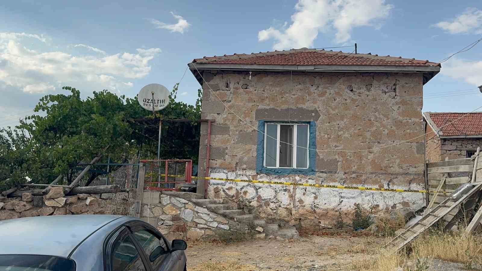 Aksaray&rsquo;da alacak verecek kavgası: 2 &ouml;l&uuml;