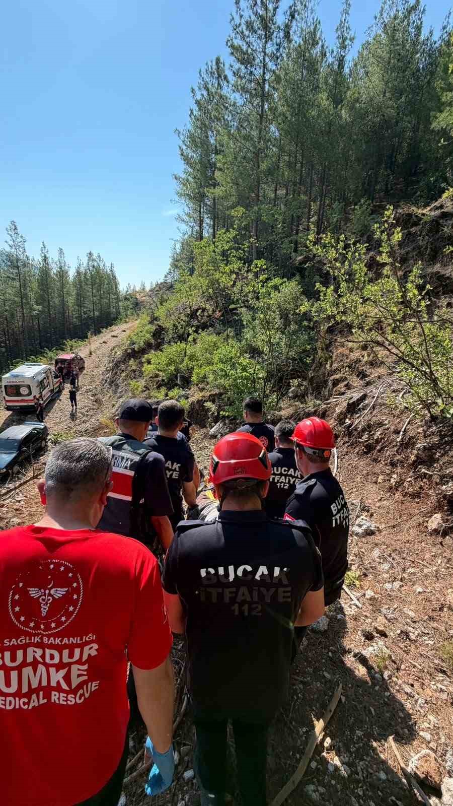 Burdur’da kayalıklardan düşen vatandaş ekiplerin müdahalesiyle kurtarıldı