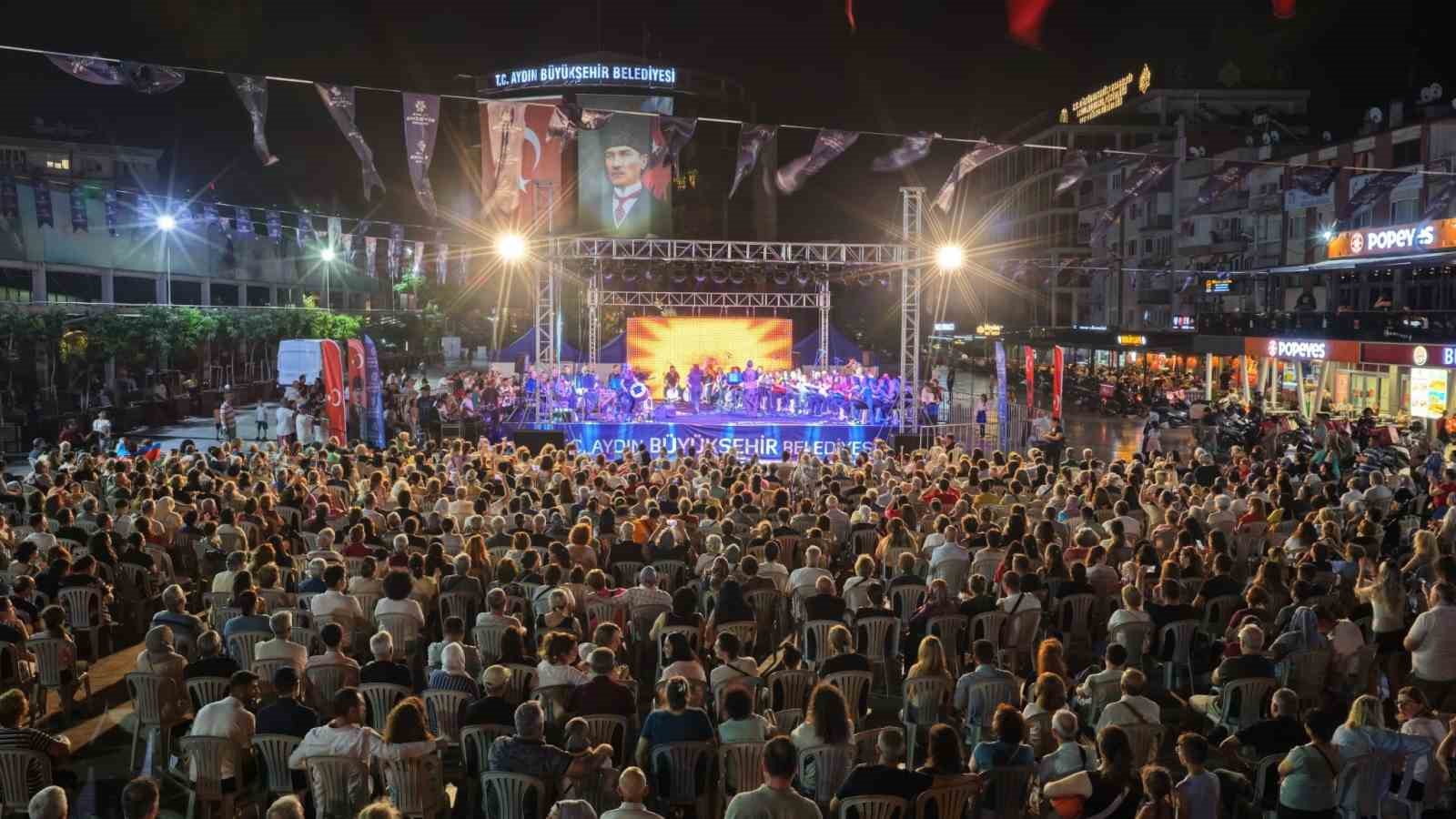 Aydın B&uuml;y&uuml;kşehir Belediyesi Konservatuvarı&rsquo;ndan yıl sonu g&ouml;sterisi