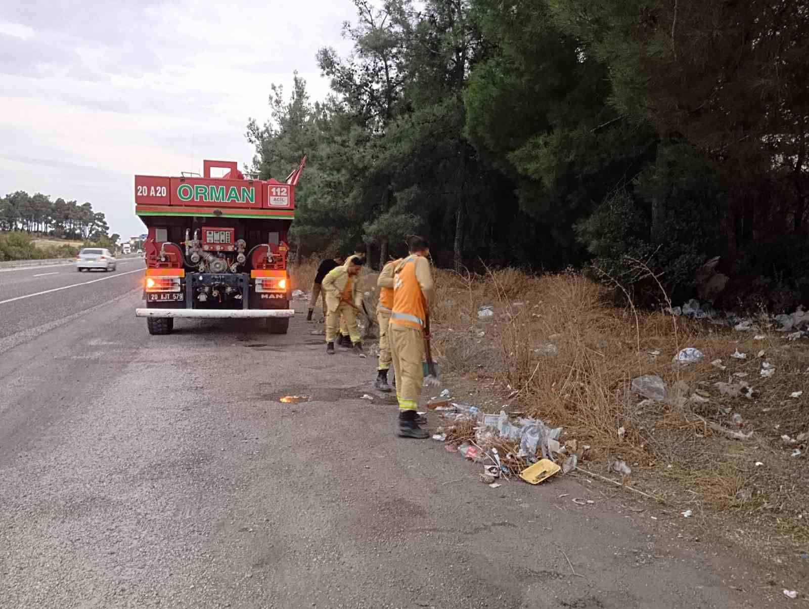 Buldan&rsquo;da yol kenarındaki &ccedil;&ouml;pler ateş savaş&ccedil;ıları tarafından temizlendi